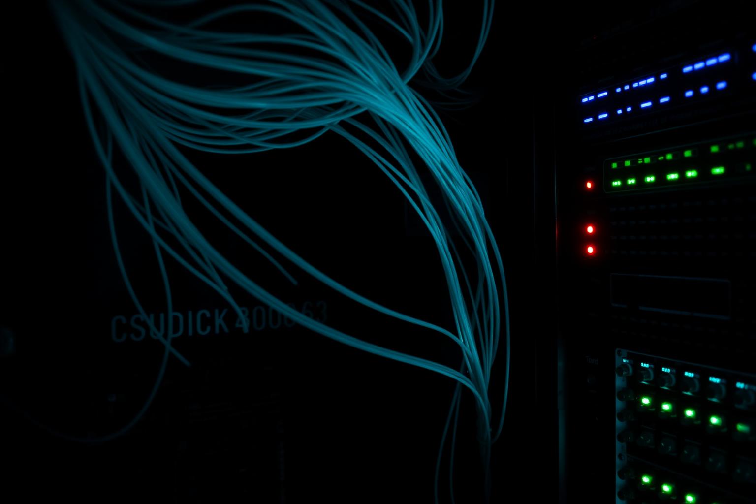 Cryptographic laboratory with fibre interconnects